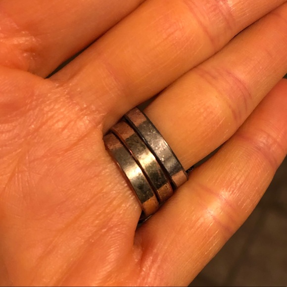 Jewelmint Rings - Picture 5 of 7